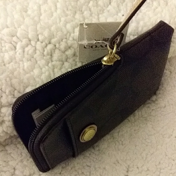 Wallet - Picture 2 of 2